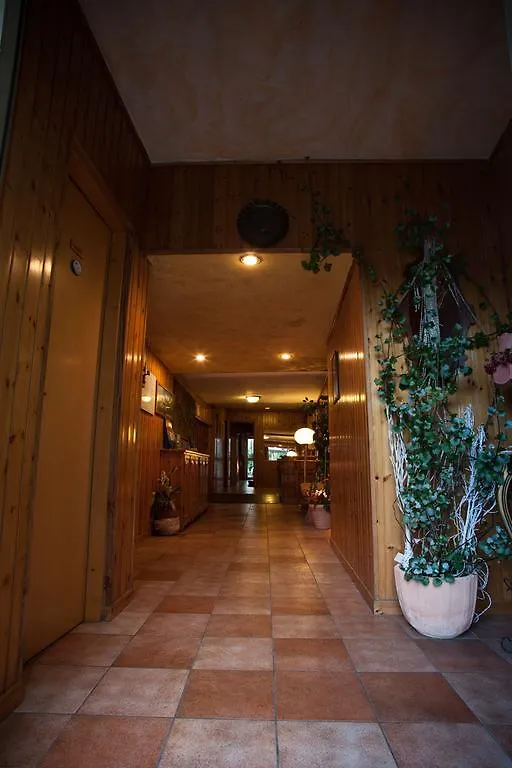 Hotel Aurora Spiazzi Di Caprino 2*,